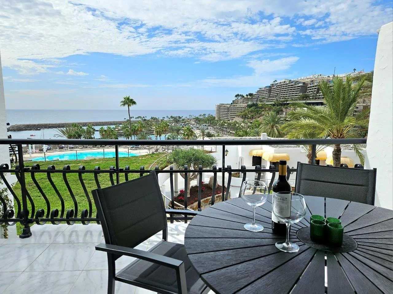 Suite Aquamarina - Seaside Apartment contacts